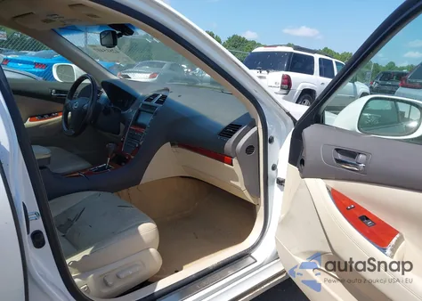 2011 Lexus Es 350 z USA, uszkodzony, nr VIN JTHBK1EG5B2424746